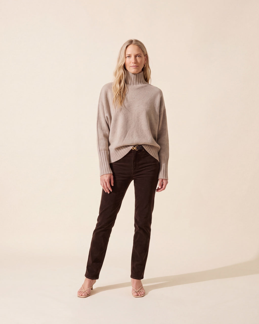 Luxurious Taupe Cashmere Turtleneck for Women | Soft Sweater — Blonde