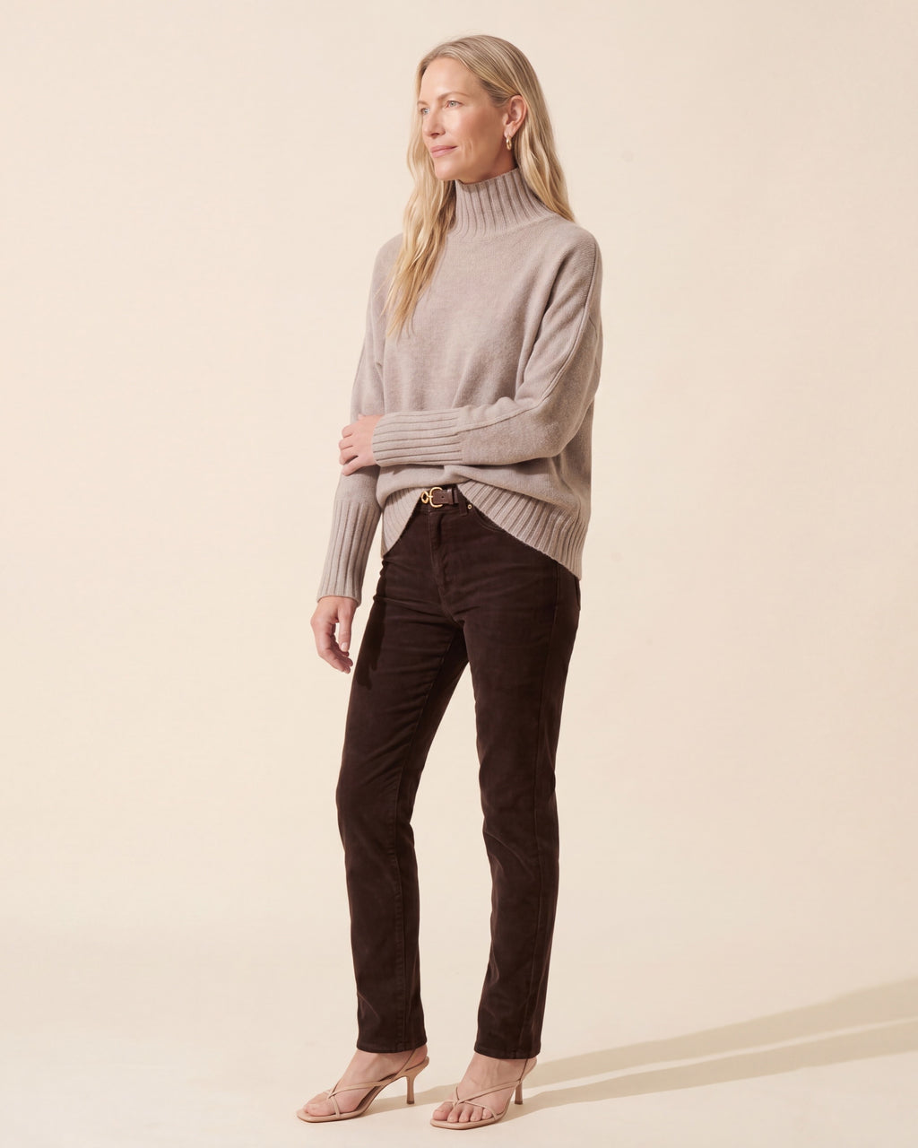 Luxurious Taupe Cashmere Turtleneck for Women | Soft Sweater — Blonde