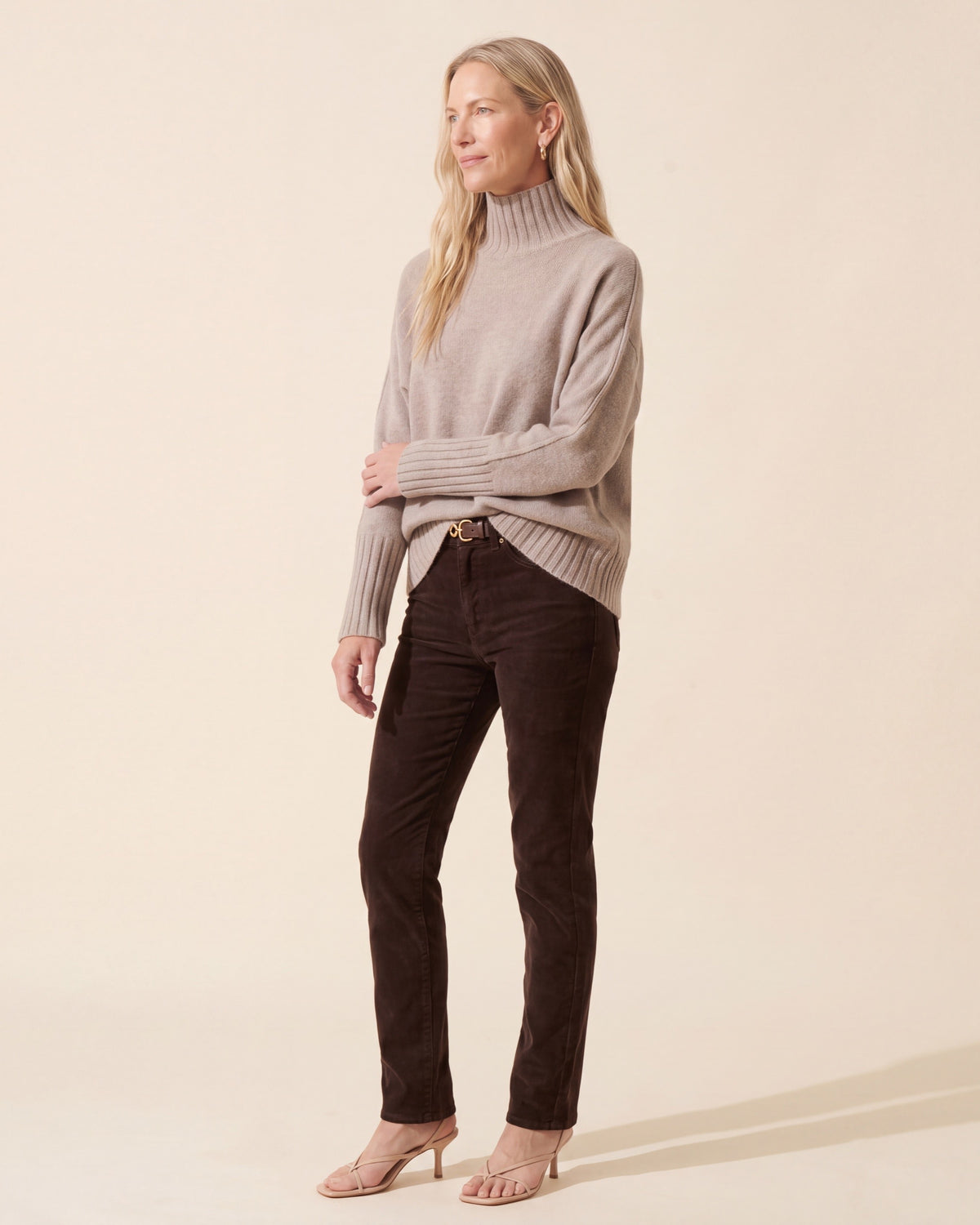 Luxurious Taupe Cashmere Turtleneck for Women | Soft Sweater — Blonde