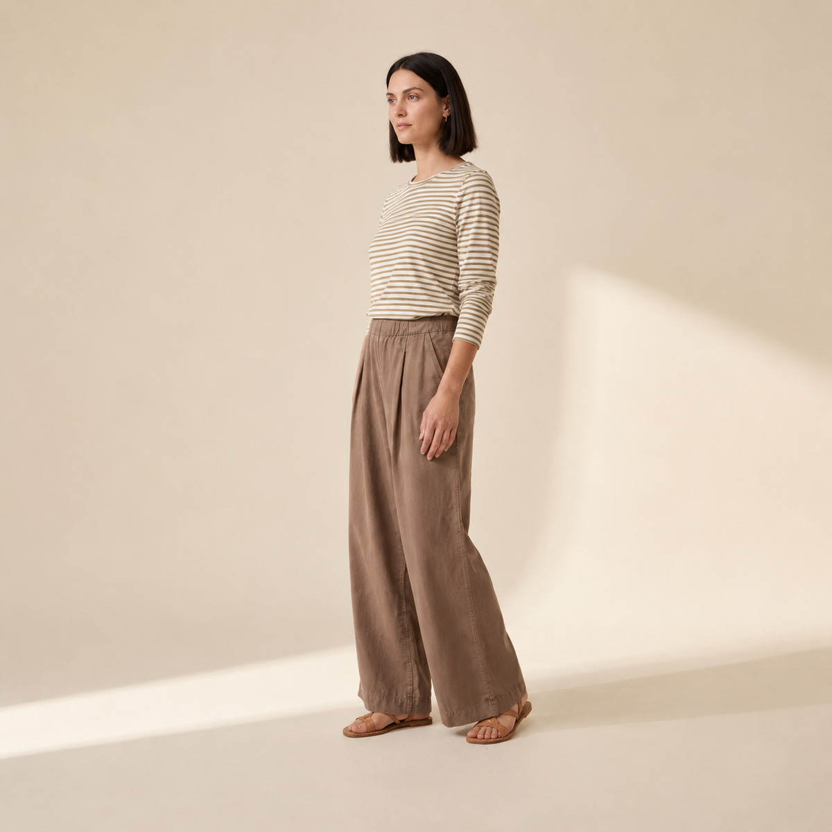 Allison Pleated Wide Leg Trousers - Effortless Chic Style — Dark Bob