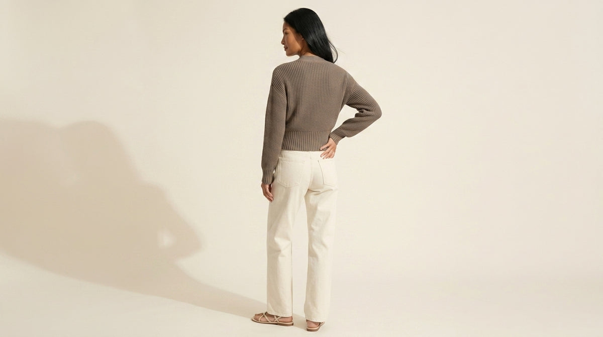 Sustainable Cropped V-Neck Sweater - Chic Fall Style — Southeast Asian