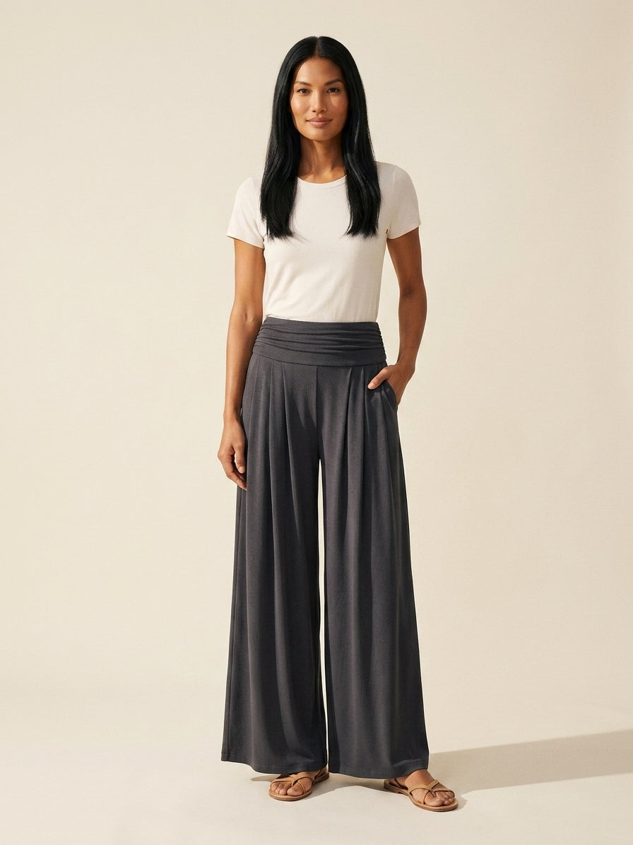 Sandwashed Flowy Palazzo Pants with Pockets | Women's Tucked — Deep Navy